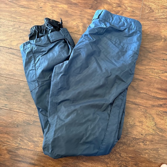 Women’s Columbia snow pants size small. Navy blue. - Picture 2 of 4